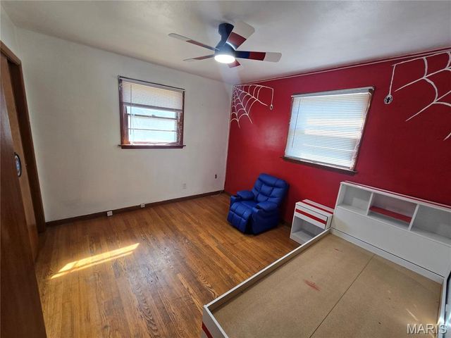 9732 Gloucester Drive, St Louis, MO 63137