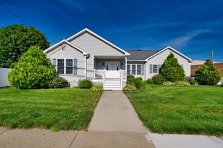 2992 Acushnet Ave, New Bedford, MA 02745