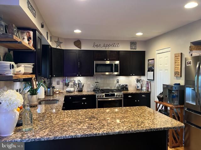 339 IVANHOE CT, Langhorne, PA 19047