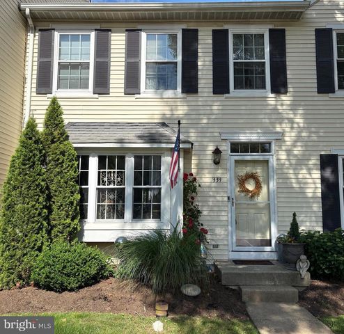 339 IVANHOE CT, Langhorne, PA 19047