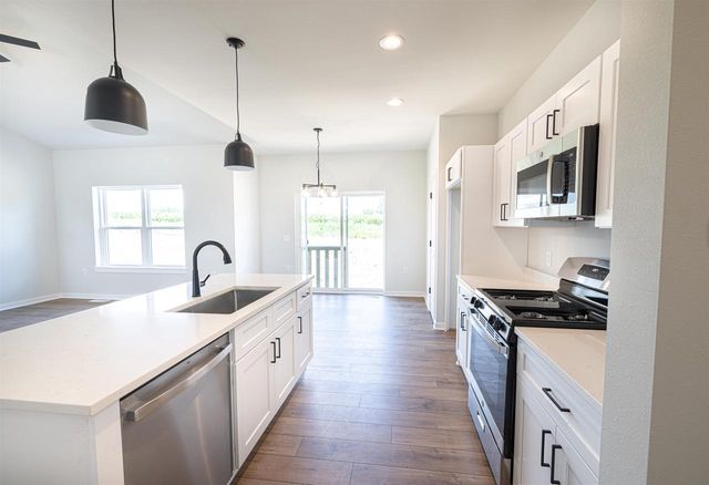 105 W 2nd Street, Friesland, WI 53935
