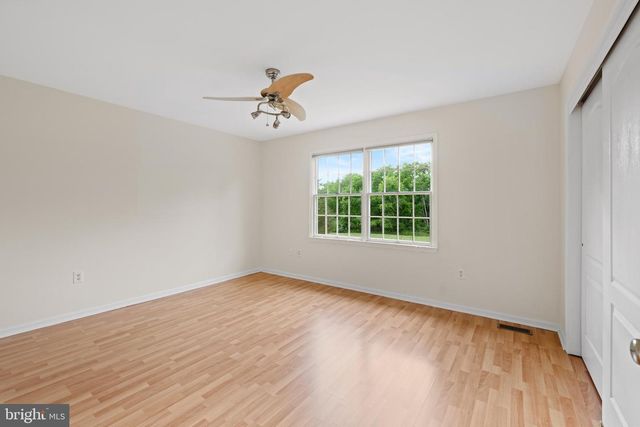 18 MONTFORT DR, Belle Mead, NJ 08502