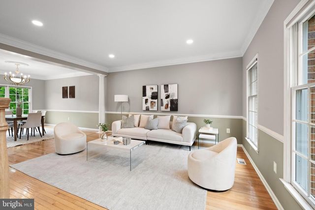 18 MONTFORT DR, Belle Mead, NJ 08502