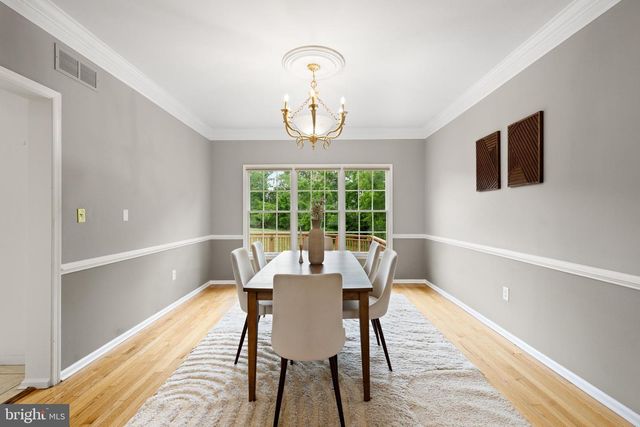 18 MONTFORT DR, Belle Mead, NJ 08502