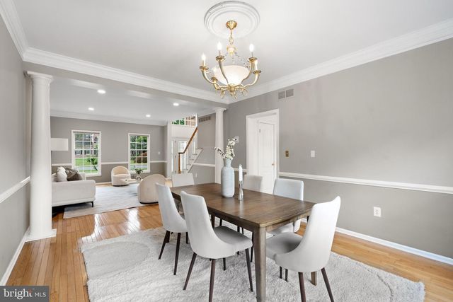 18 MONTFORT DR, Belle Mead, NJ 08502