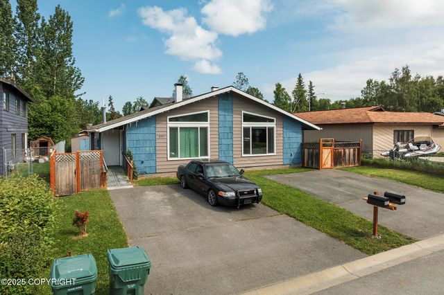 8551 E 4th Avenue, Anchorage, AK 99504