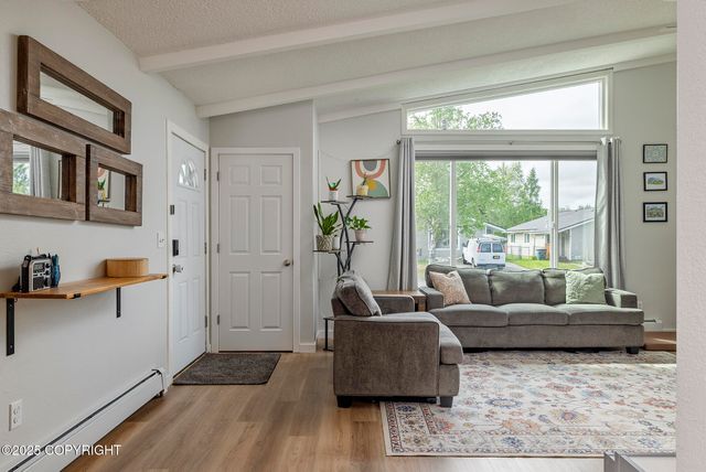 8551 E 4th Avenue, Anchorage, AK 99504