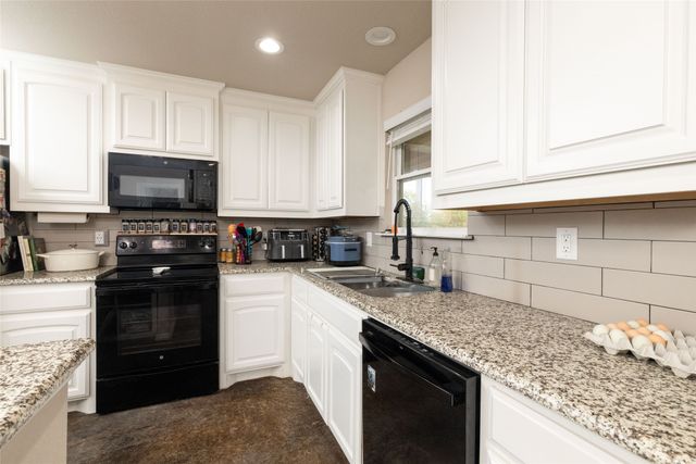 399 Wild Hill Oak Drive, Springtown, TX 76082