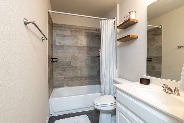 399 Wild Hill Oak Drive, Springtown, TX 76082