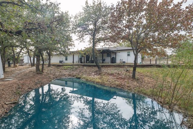 399 Wild Hill Oak Drive, Springtown, TX 76082