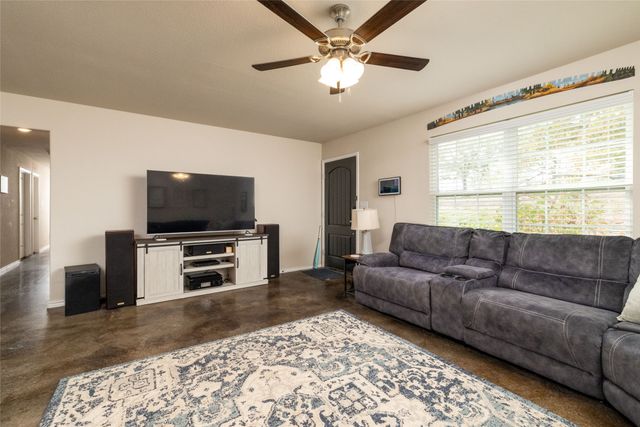 399 Wild Hill Oak Drive, Springtown, TX 76082