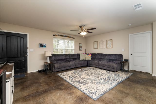 399 Wild Hill Oak Drive, Springtown, TX 76082