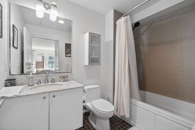 16 Miner St 304, Boston, MA 02215