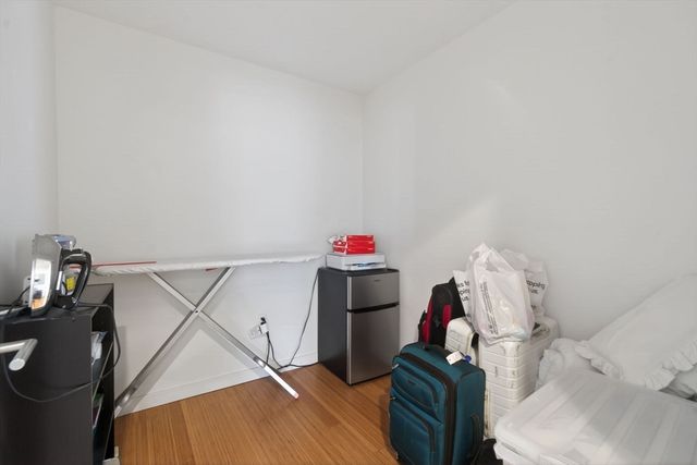 16 Miner St 304, Boston, MA 02215