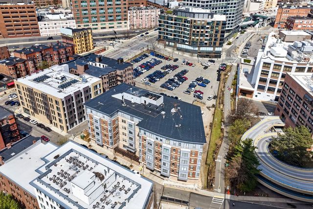 16 Miner St 304, Boston, MA 02215