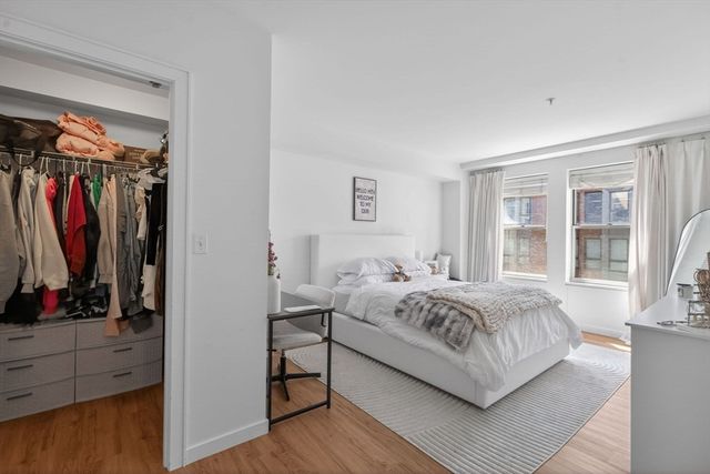 16 Miner St 304, Boston, MA 02215