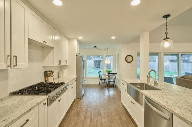 2414 Coachlight Lane, Conroe, TX 77384