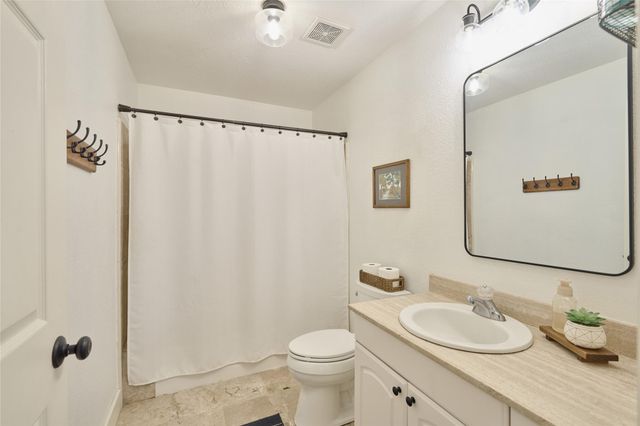 2414 Coachlight Lane, Conroe, TX 77384