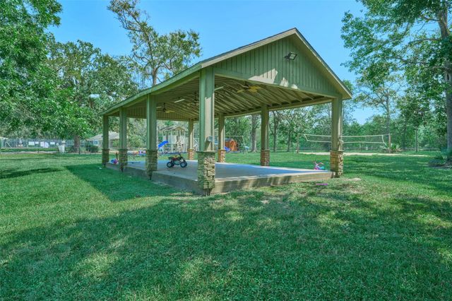 2414 Coachlight Lane, Conroe, TX 77384