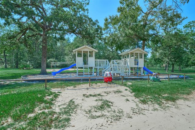 2414 Coachlight Lane, Conroe, TX 77384