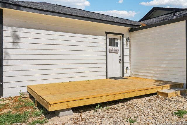 2120 San Fernando, San Antonio, TX 78207
