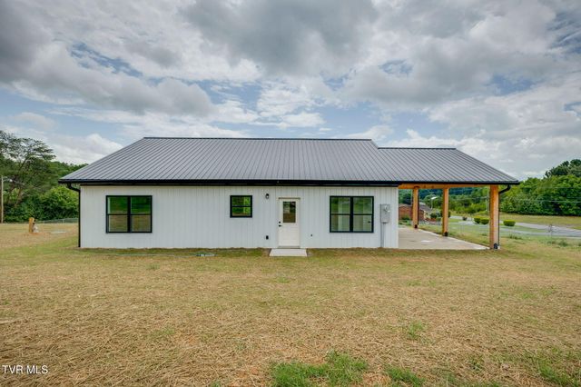 808 New Beason Well Road, Kingsport, TN 37660