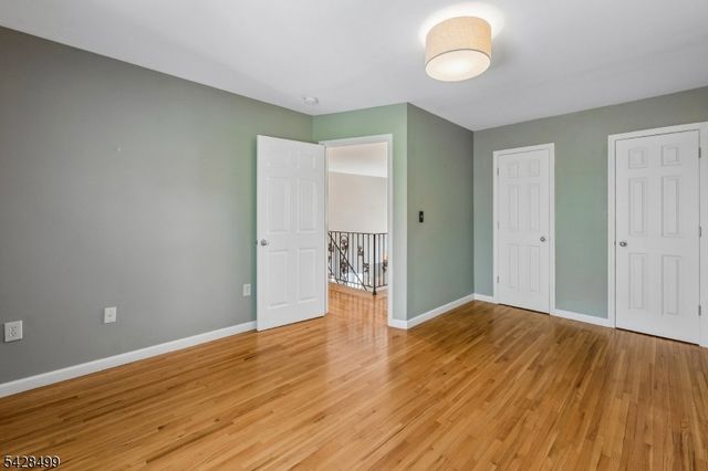 5 Francesca Ct, East Hanover Twp., NJ 07936