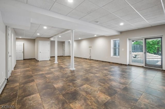 5 Francesca Ct, East Hanover Twp., NJ 07936