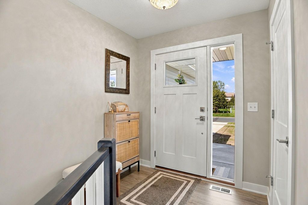 11411 Latham Lane, Chisago City, MN 55013 — photo 3
