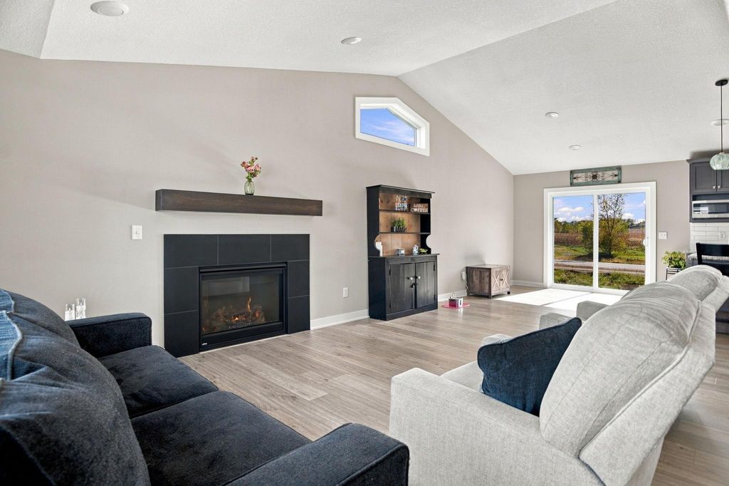 11411 Latham Lane, Chisago City, MN 55013 — photo 5