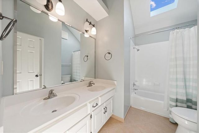 7801 N Revere Drive, Kansas City, MO 64151