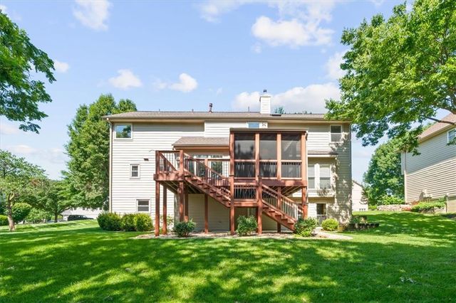 7801 N Revere Drive, Kansas City, MO 64151