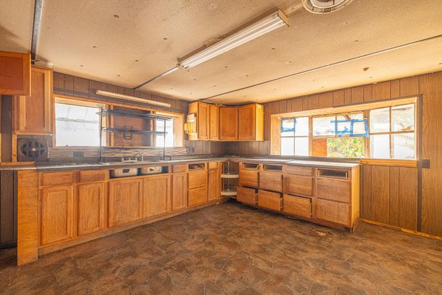 141 Bluebird Drive, Onalaska, TX 77360