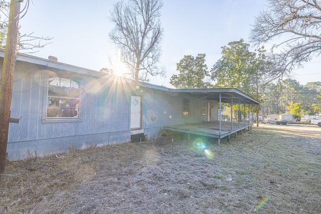 141 Bluebird Drive, Onalaska, TX 77360