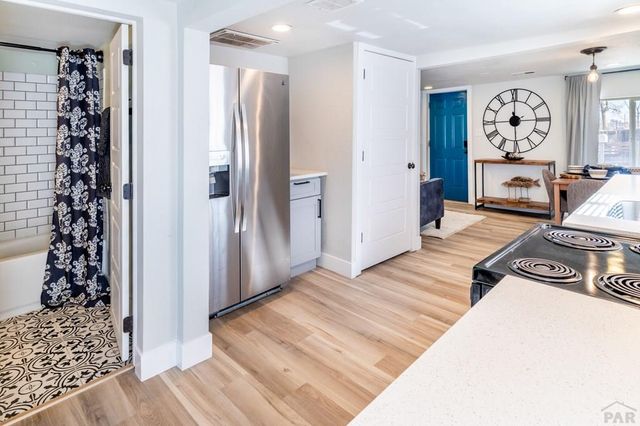 2201 W Warren Ave, Englewood, CO 80110