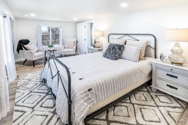 2201 W Warren Ave, Englewood, CO 80110