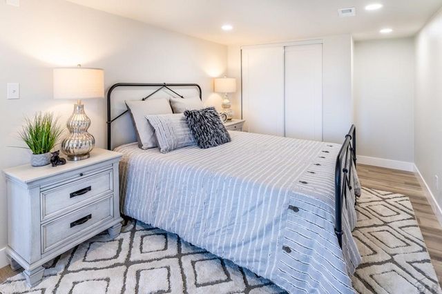 2201 W Warren Ave, Englewood, CO 80110