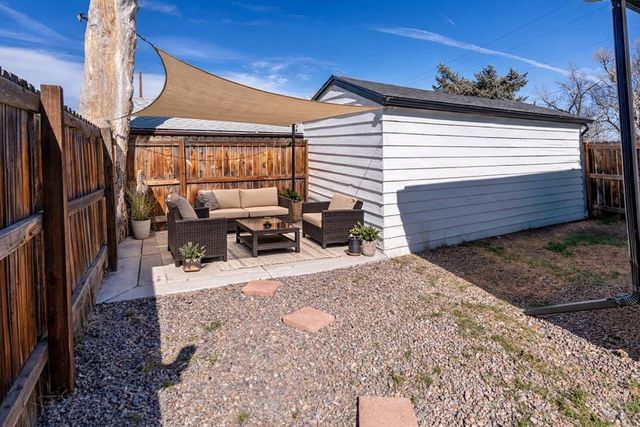 2201 W Warren Ave, Englewood, CO 80110