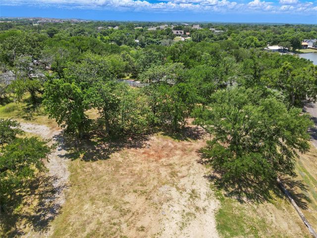8509 Heron Drive, Fort Worth, TX 76108