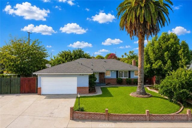 3849 E Dayton Avenue, Fresno, CA 93726