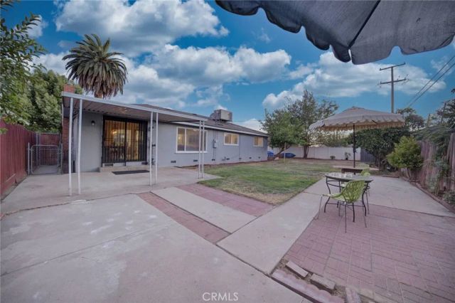 3849 E Dayton Avenue, Fresno, CA 93726