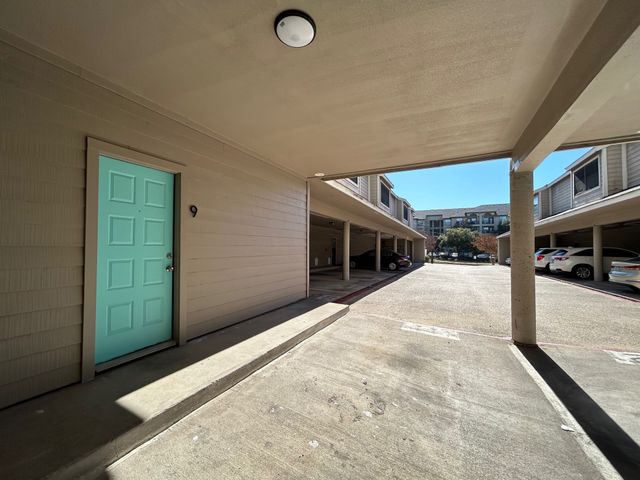 8545 Midpark Road 9, Dallas, TX 75240