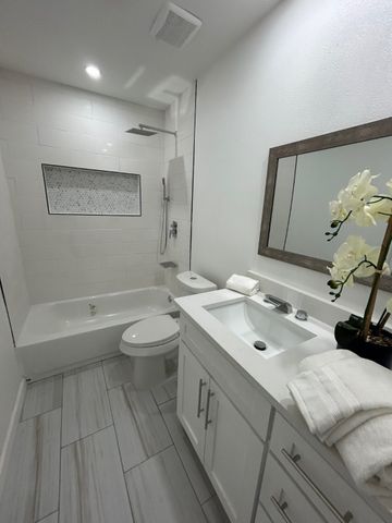 8545 Midpark Road 9, Dallas, TX 75240