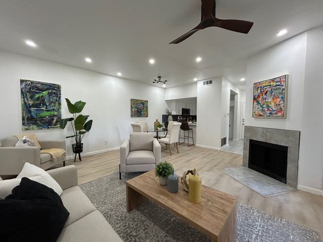 8545 Midpark Road 9, Dallas, TX 75240