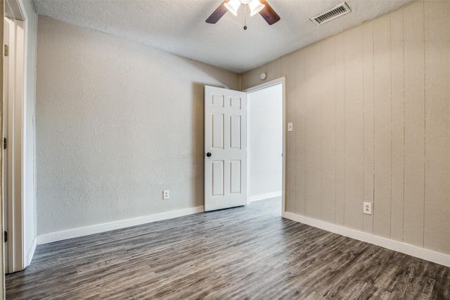 4820 Oak Ave 3, Pasadena, TX 77503