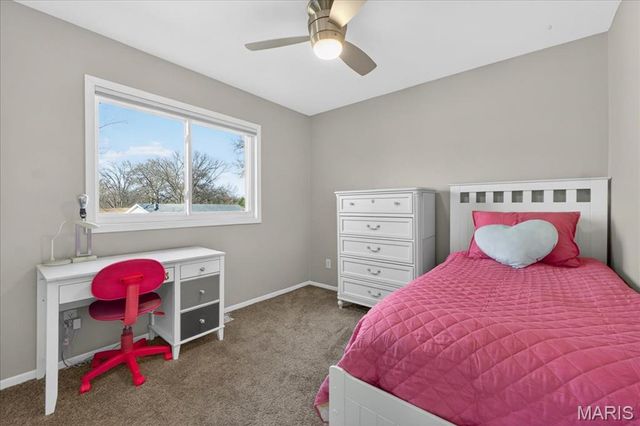 947 Bellestri Drive, Ballwin, MO 63021