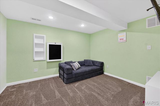 947 Bellestri Drive, Ballwin, MO 63021