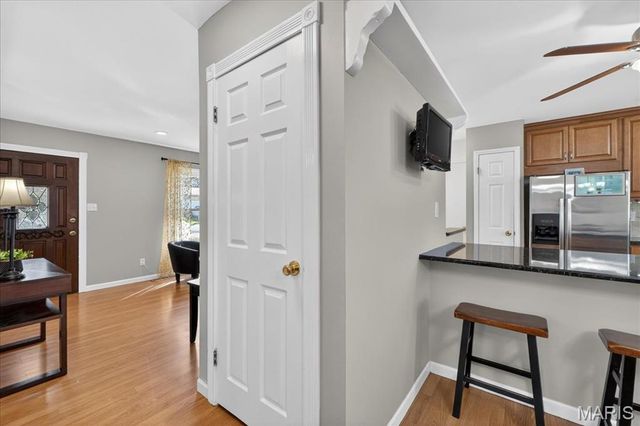 947 Bellestri Drive, Ballwin, MO 63021