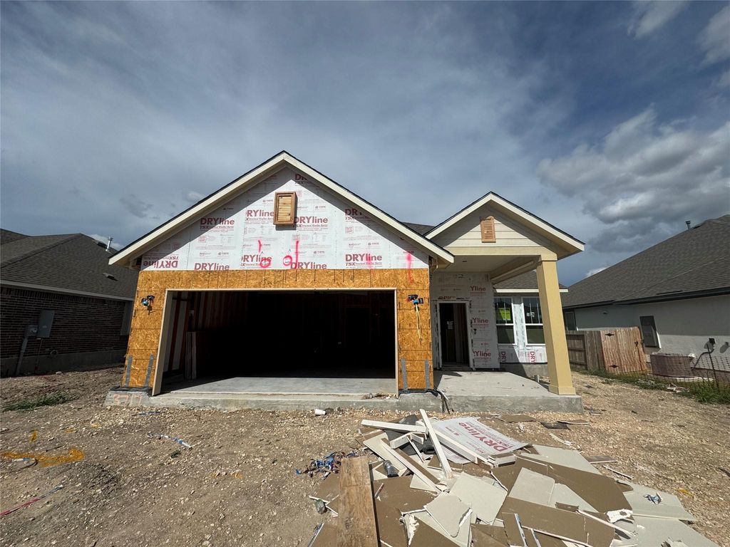 3717 Pin Oak HLS, Seguin, TX 78155