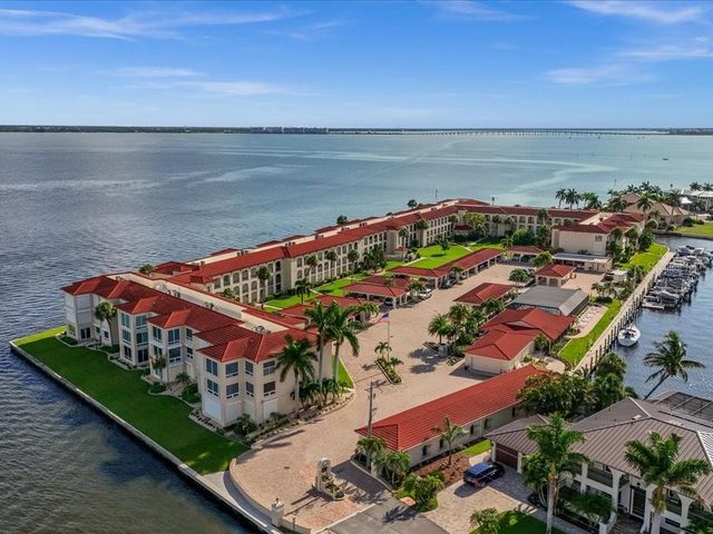 1 COLONY POINT DRIVE 1C, Punta Gorda, FL 33950